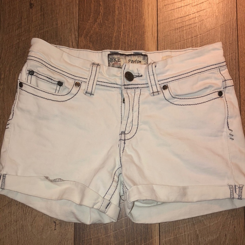Womens sexy BKE sz 28 summer shorts